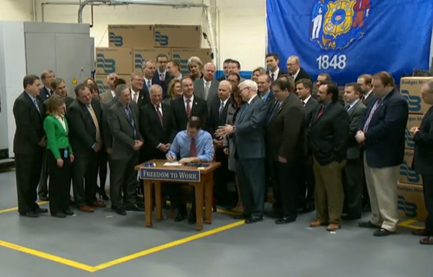 Scott Walker Right to Work Signing crowd