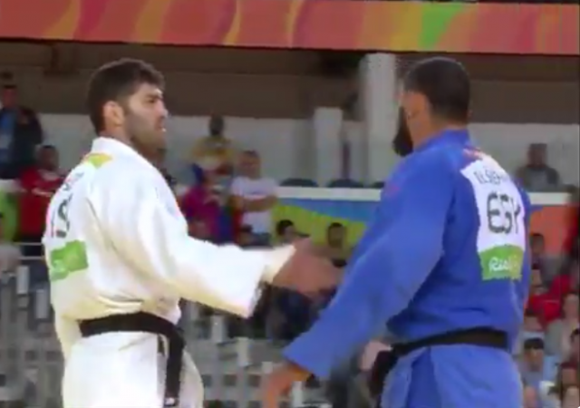 Judo Israeli Egyptian refuses to shake hand