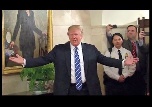 http://www.nbcnews.com/politics/politics-news/trump-surprises-first-batch-white-house-visitors-n730111