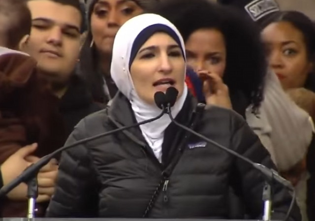 Linda Sarsour Defends Rep Ilhan Omar Amid Anti Semitic Controversy 