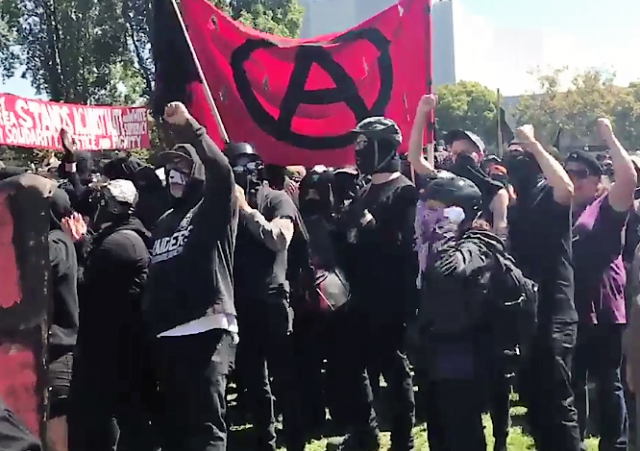 Antifa-Berkeley-8-27-2017-e1503880514854