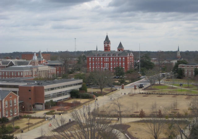 https://commons.wikimedia.org/wiki/File:AuburnCampusI.png