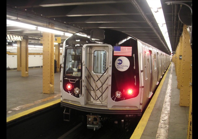 https://commons.wikimedia.org/wiki/File:New_NYC_subway_train.jpg