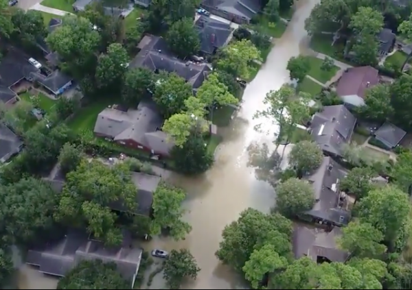 http://www.chron.com/news/houston-texas/article/Homeowners-and-business-claim-government-owes-12174734.php?cmpid=moengage