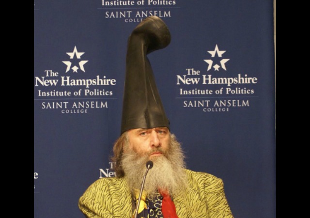 https://commons.wikimedia.org/wiki/File:Vermin_Supreme_(6544304867).jpg