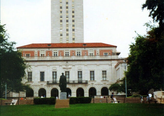 public domain https://commons.wikimedia.org/wiki/File:University_Of_Texas_Tower.jpg